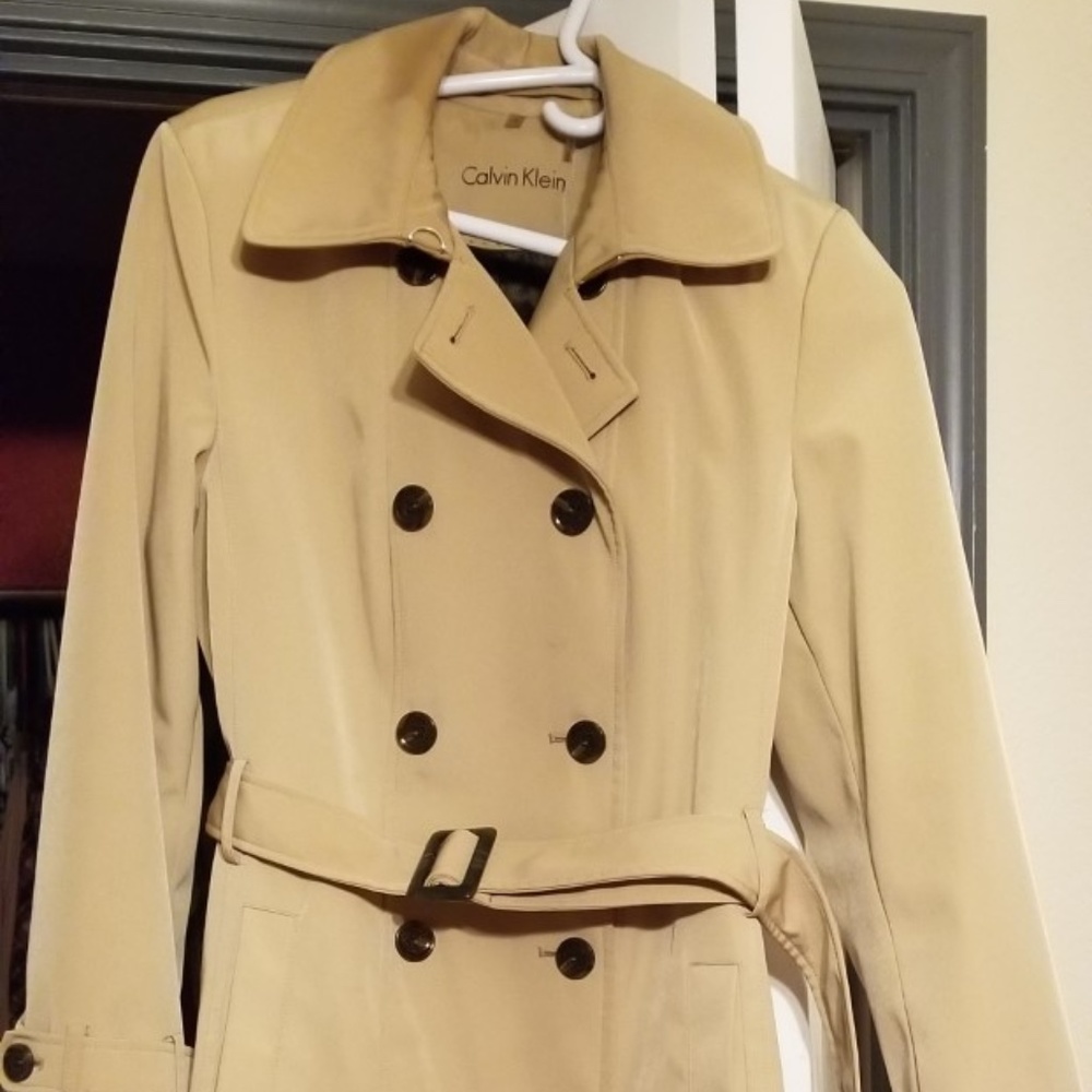 Calvin Klein Trench coat